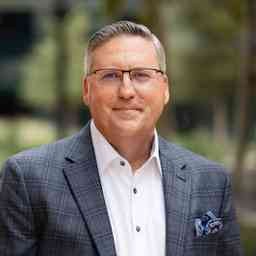 Dennis Howard, Managing Director, Chief Technology, Operations & Data Officer at Schwab